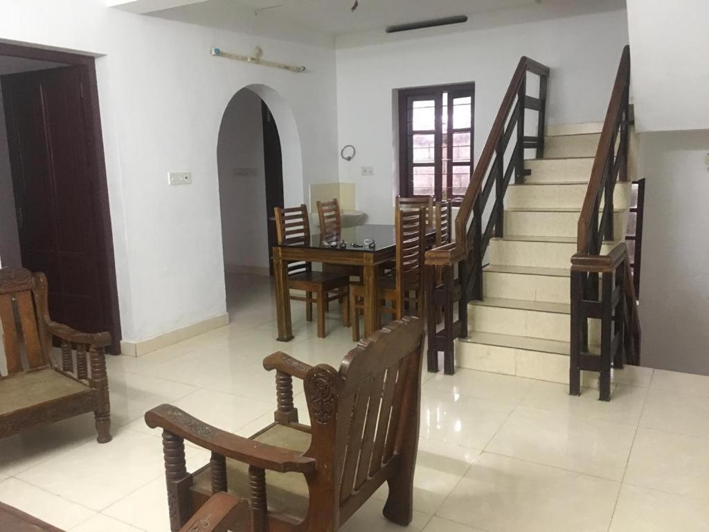Montecello Hotell Thiruvananthapuram Eksteriør bilde